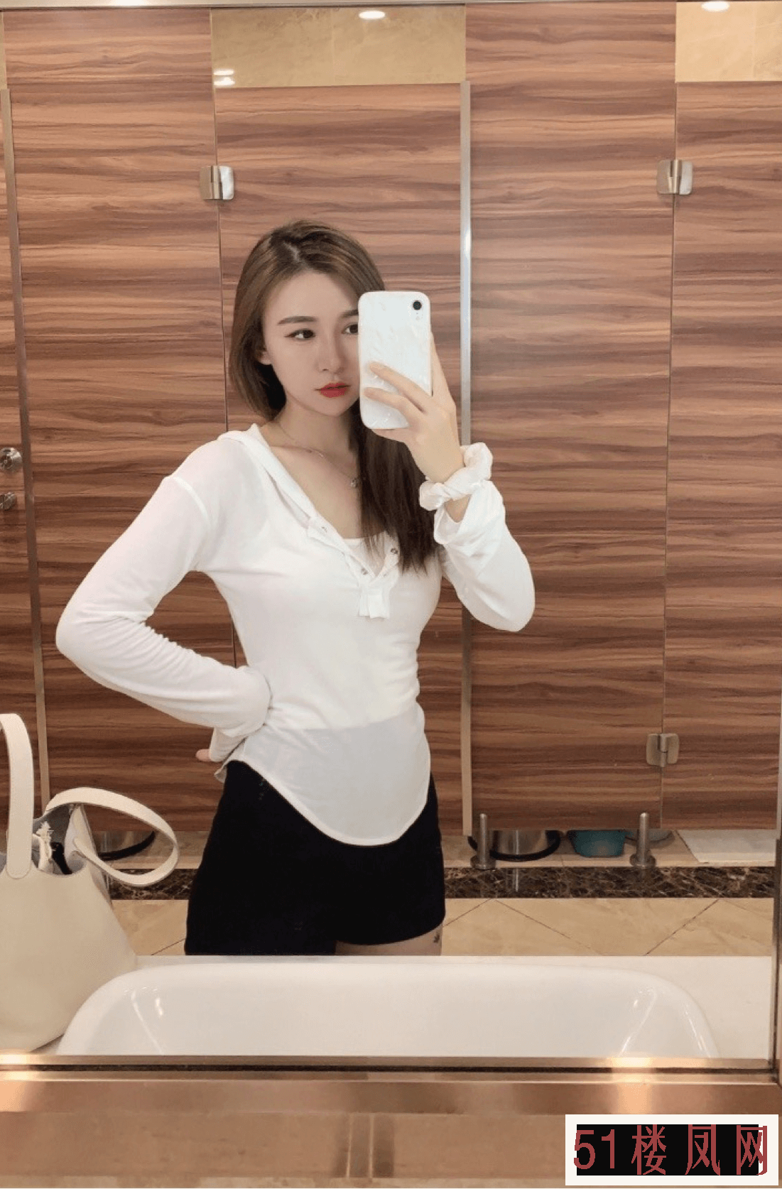 微信图片_20240604204452_12.png