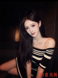 成都市双流区美臀黑丝小嫩妹的鲍鱼